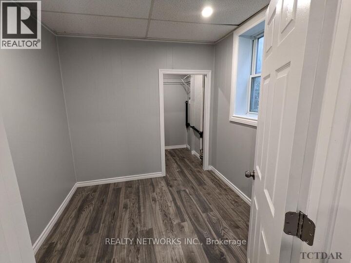Property Photo:  320 Birch Street North  ON P4N 6E6 