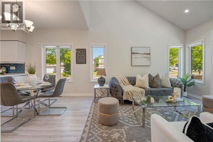 Photo de la propriété:  795 Laurelwood Drive C13  ON N2V 0A3 
