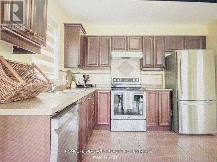 Property Photo:  3090 Stone Ridge Boulevard  ON L3V 0A3 