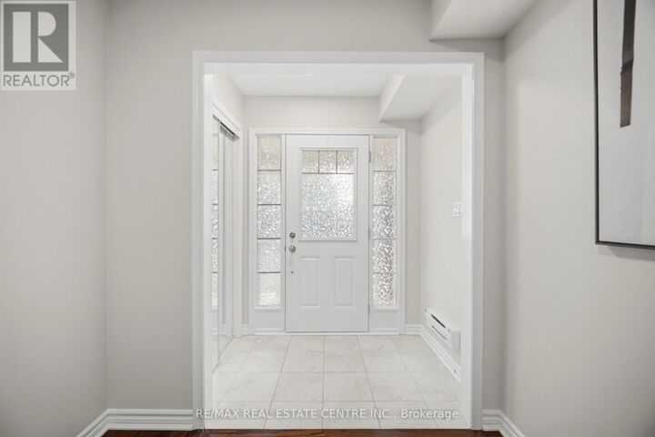 Property Photo: 1000 Asleton Boulevard 57 ON L5M 7P7