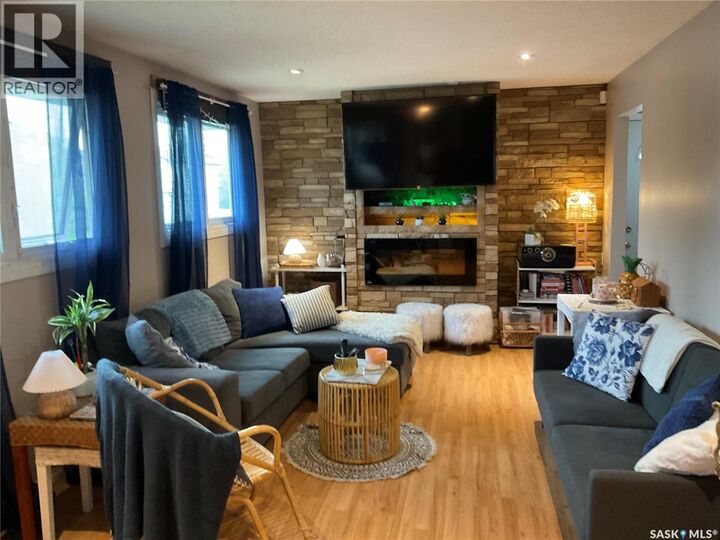 Property Photo:  302 Dunlop Street  SK S7N 2P7 