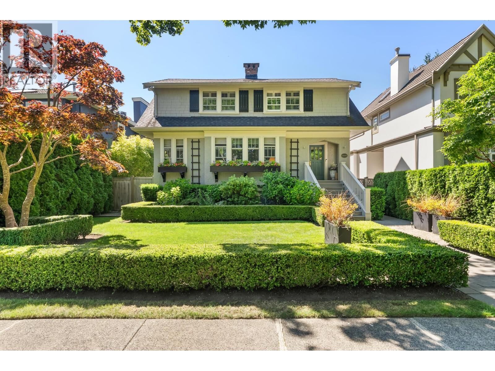Photo de la propriété:  6555 Laburnum Street  BC V6P 5M4 