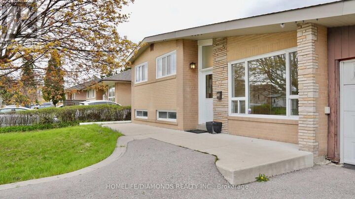 Property Photo: 15 Athlone Avenue ON L6T 2N5