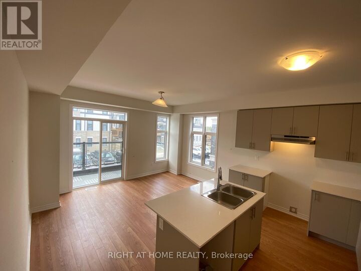 Property Photo:  426 Okanagan Path  ON L1H 1C7 