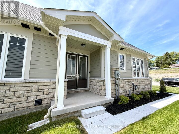Property Photo:  535 Hudson Crescent  ON L4R 0J2 