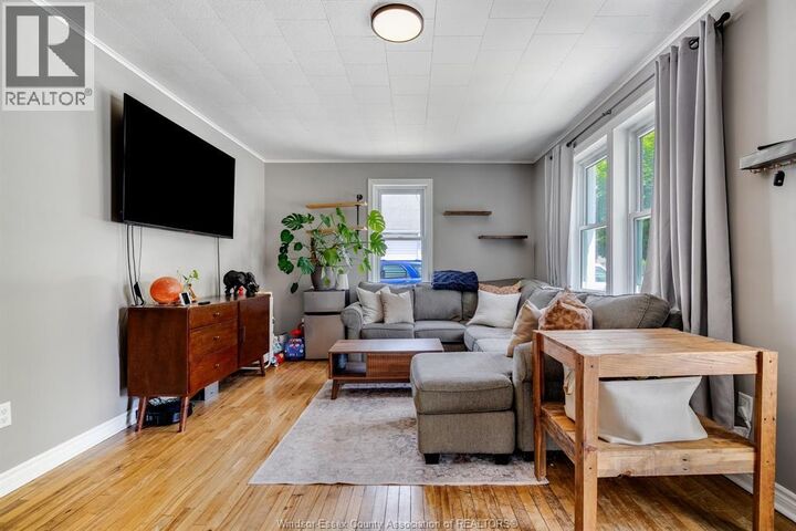 Property Photo:  44 McLean  ON N8Y 1X8 