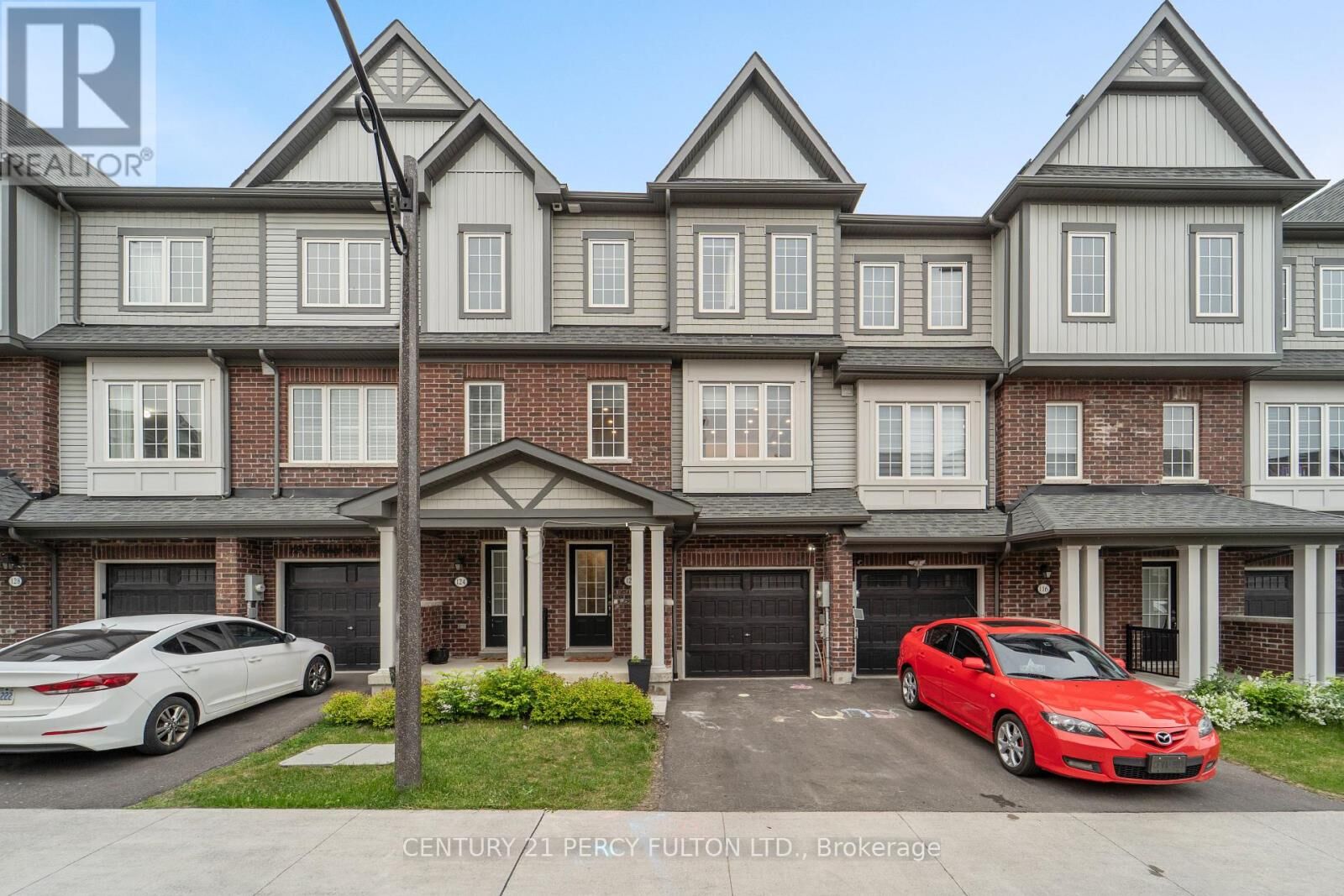 Property Photo: 120 Honey Crisp Lane ON L1C 7H7