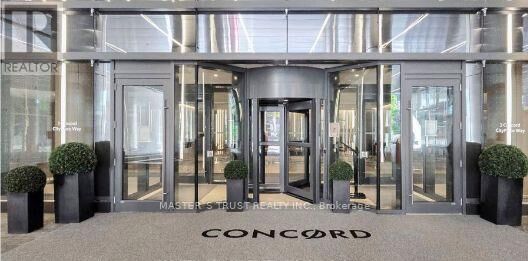 Property Photo:  1 Concord Cityplace Way 1911  ON M5V 0X3 