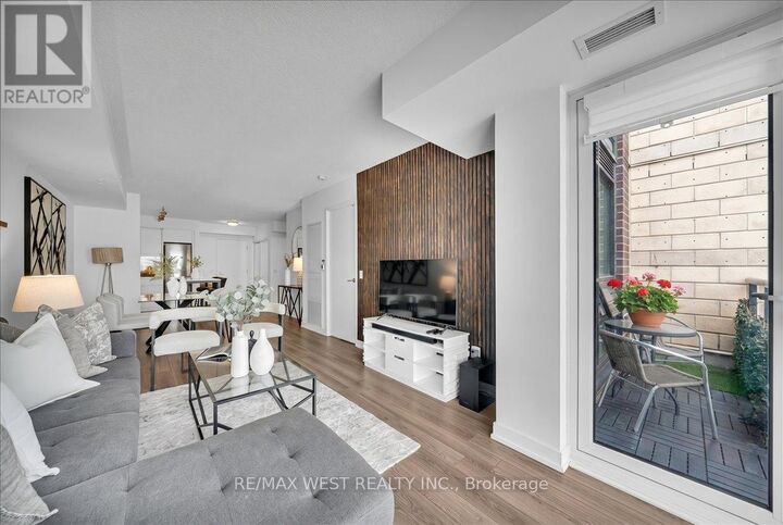 Property Photo:  20 Thomas Riley Road 306  ON M9B 0C3 