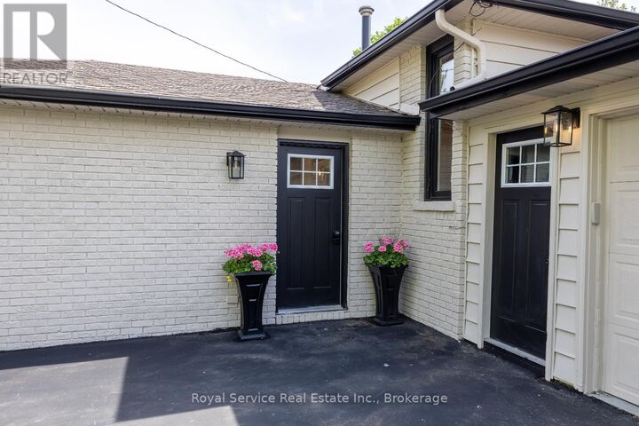 Property Photo: 567 Daintry Crescent ON K9A 4X9