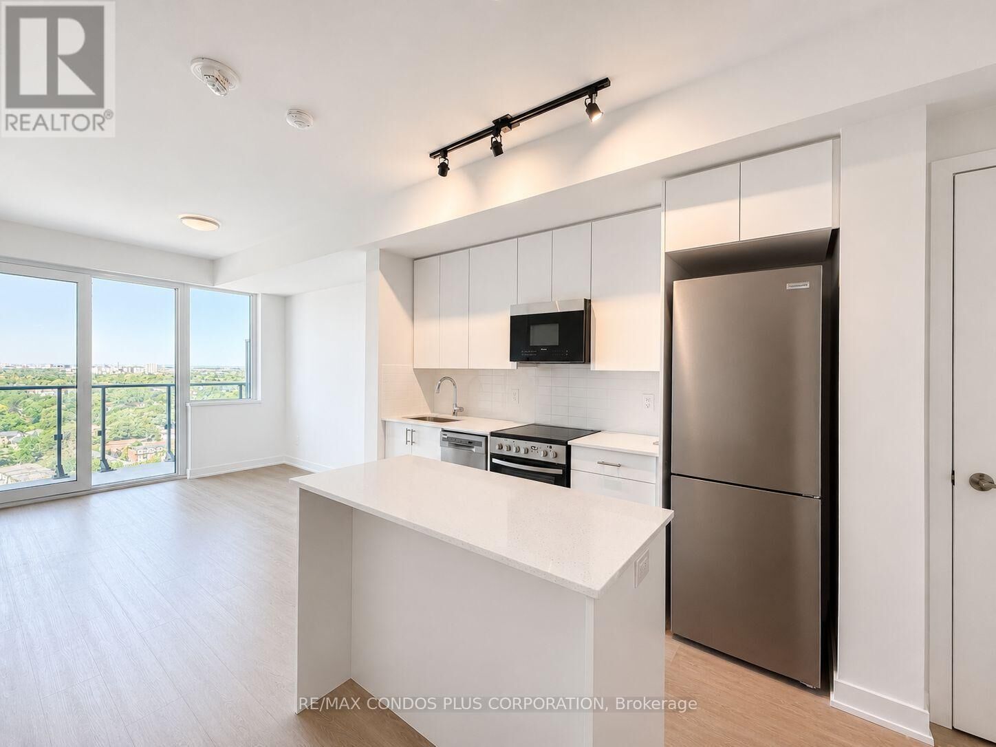 Property Photo:  15 Ellerslie Avenue 2107  ON M2N 5P6 