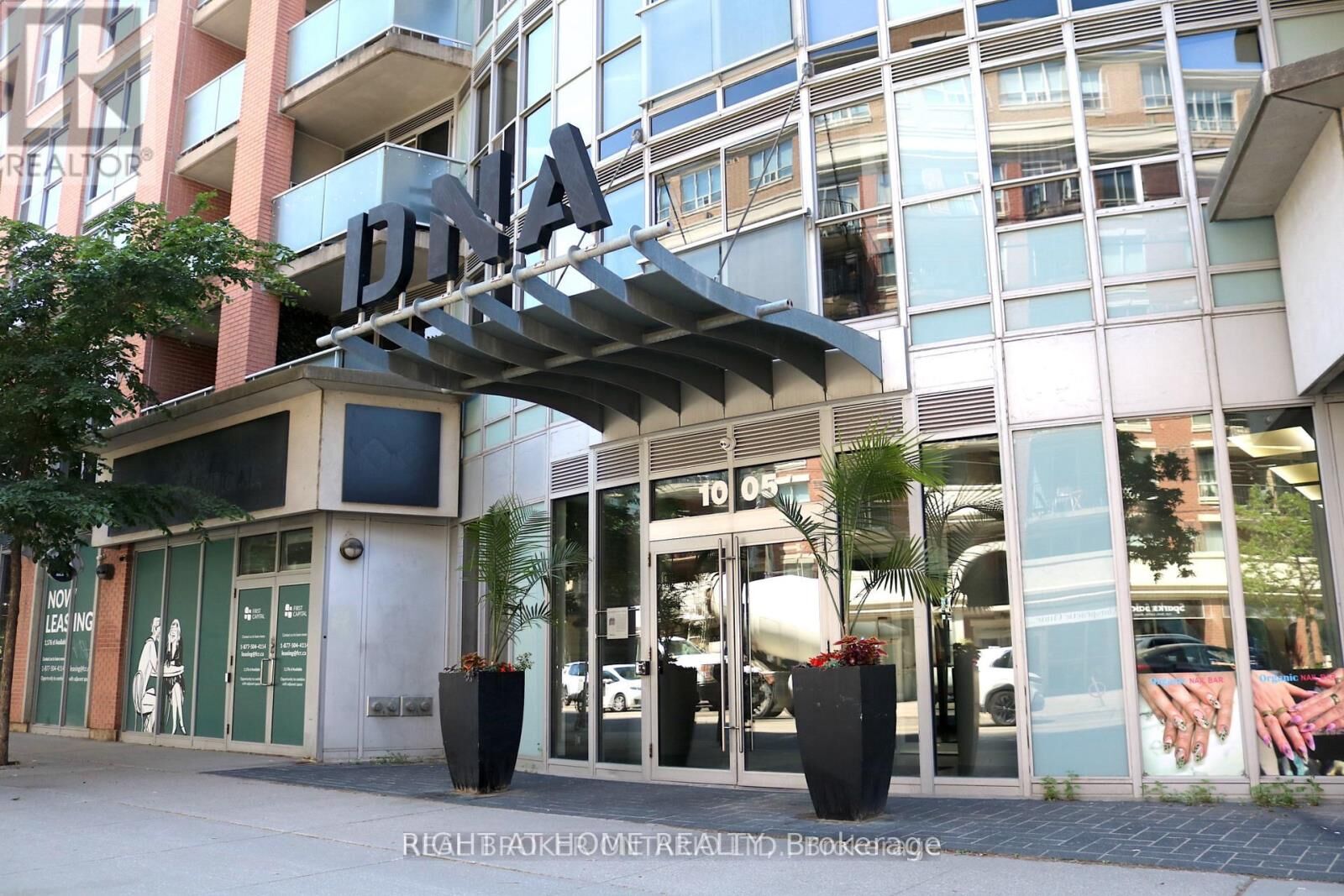Property Photo:  1005 King Street West 209  ON M6K 3M8 