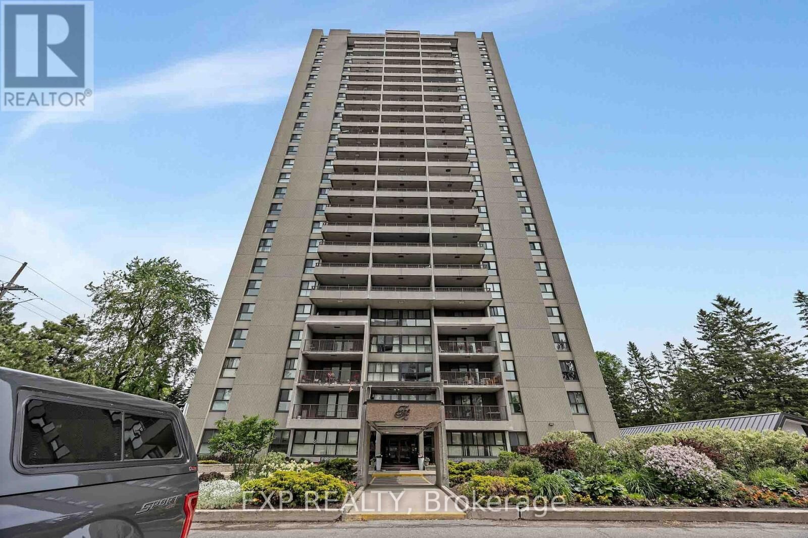 Property Photo: 1785 Frobisher Lane 1707 ON K1G 3T7