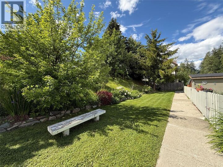 Property Photo:  467 Richards Street West  BC V1L 3K2 