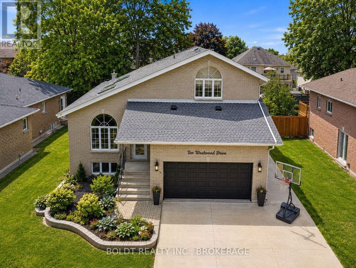 Property Photo:  10 Westwood Drive  ON L3K 6B8 