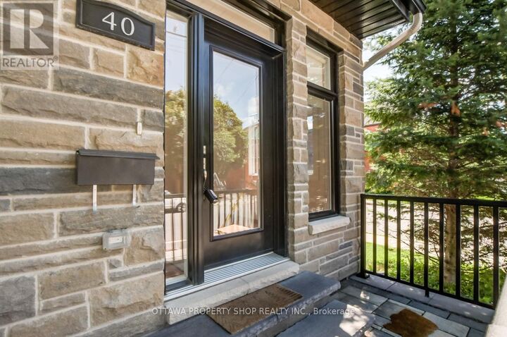 Property Photo:  40 Fifth Avenue  ON K1S 2M4 