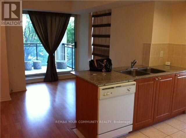 Property Photo:  5940 Yonge Street 312  ON M2M 4M6 