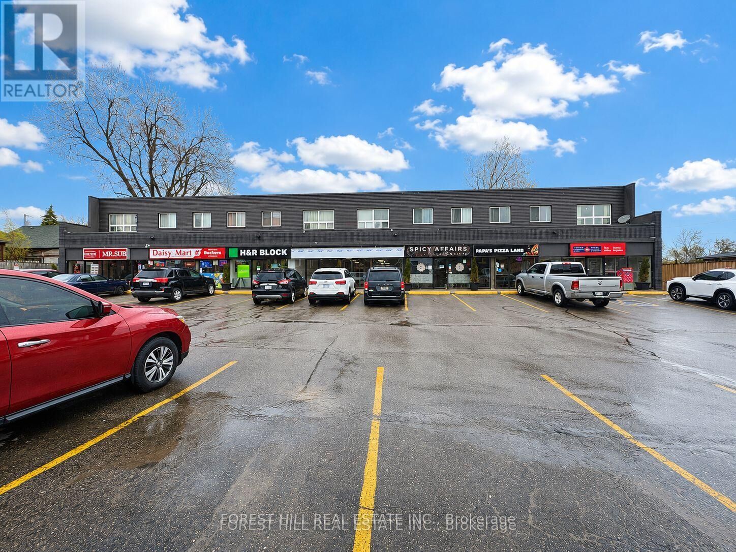 Property Photo:  130 King Street East 4  ON L1C 1N7 