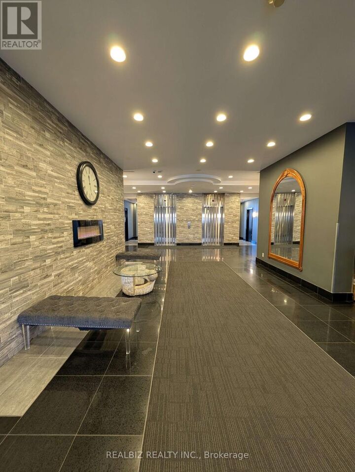 Property Photo: 135 James Street South 512 ON L8P 2Z6