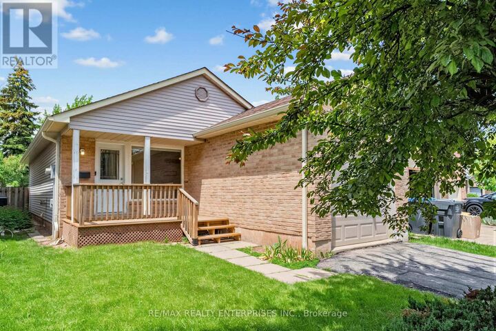 Property Photo:  3123 Arnett Court  ON L5N 3G8 