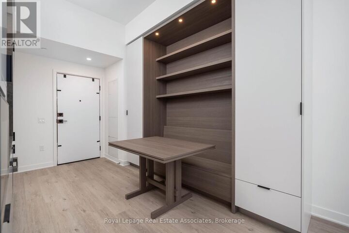 Property Photo:  55 Charles Street East 3908  ON M4Y 0J1 