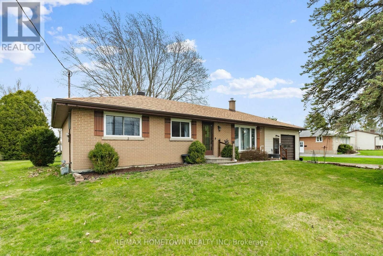 Property Photo: 3505 Charleville Road ON K0E 1T0