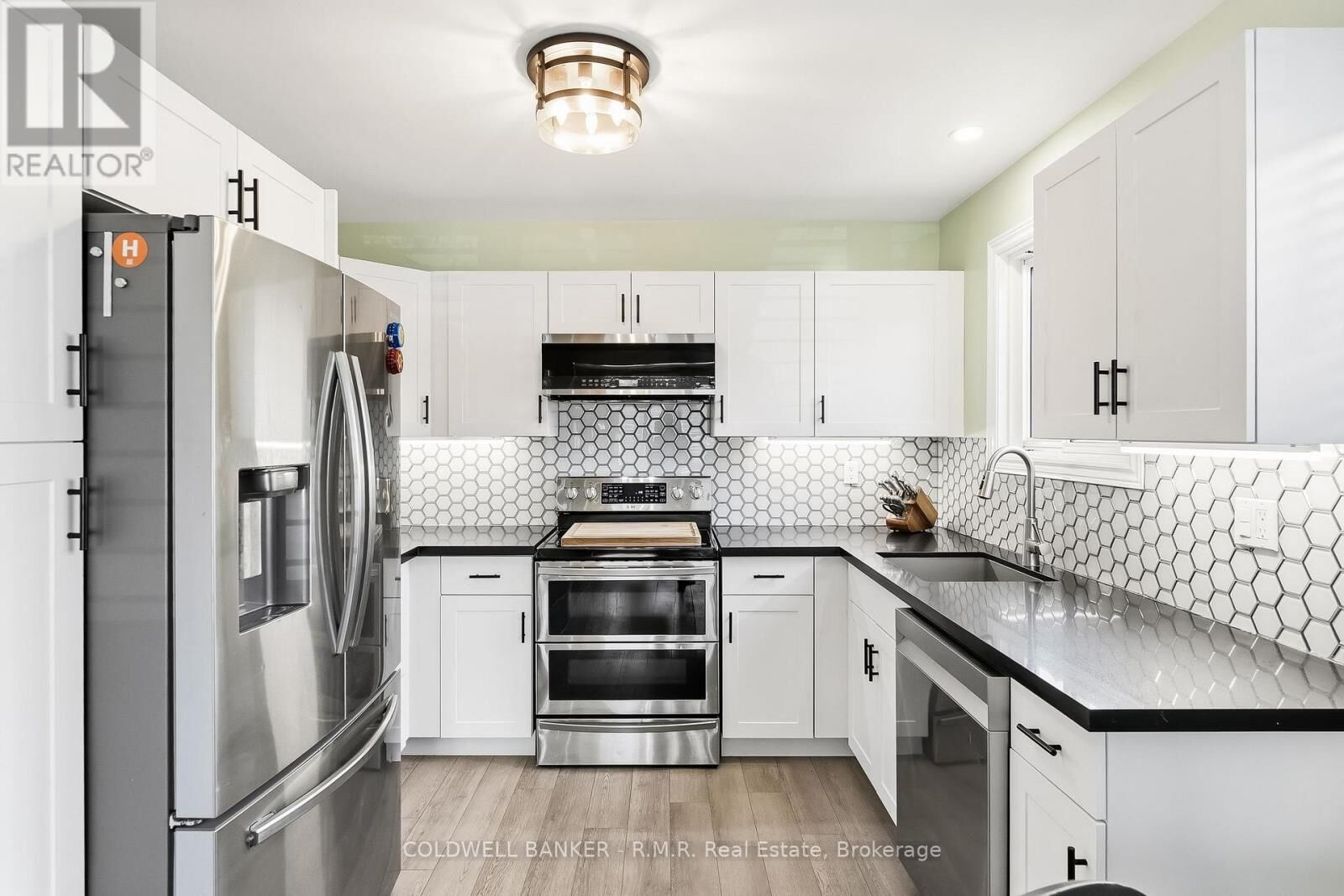 Property Photo: 590 Pondtail Court ON L1K 2C7
