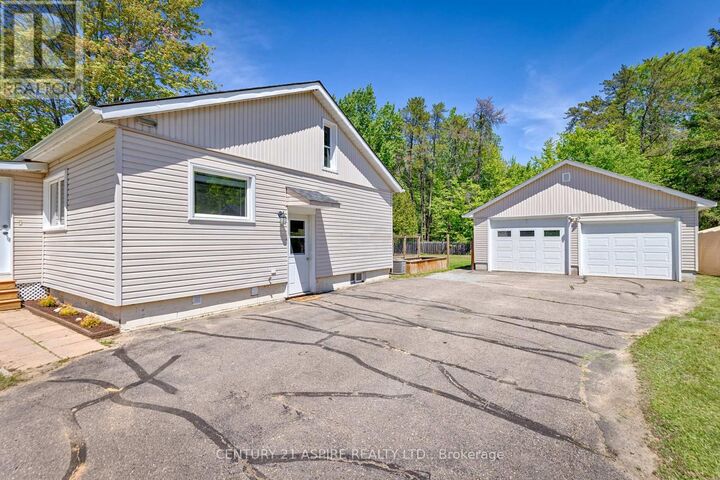 Property Photo:  64 Laurentian Drive  ON K8H 2M3 