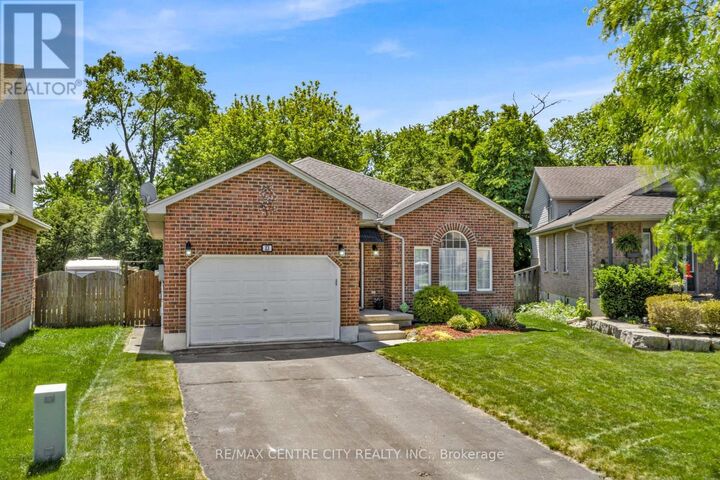 Property Photo:  23 Brimley Court  ON N6H 5S3 
