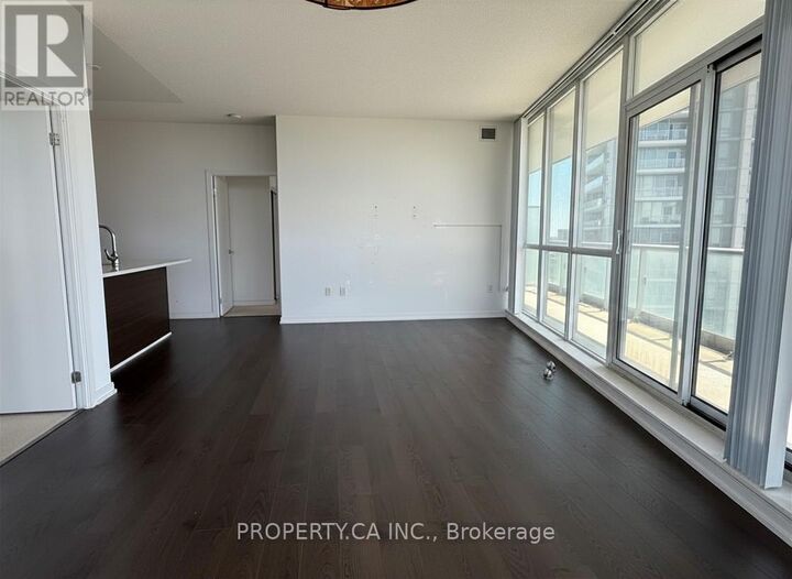 Property Photo:  66 Forest Manor Road 1412  ON M2J 0B7 