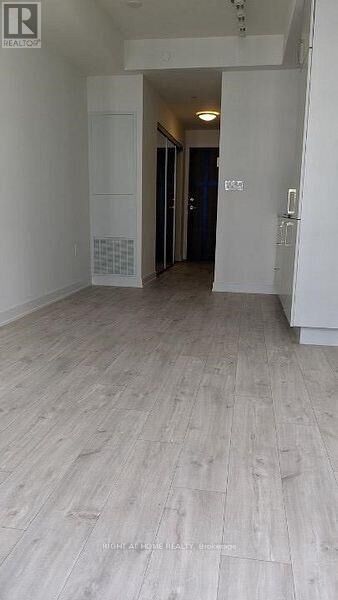 Property Photo:  576 Front Street West 1212E  ON M5V 0P8 