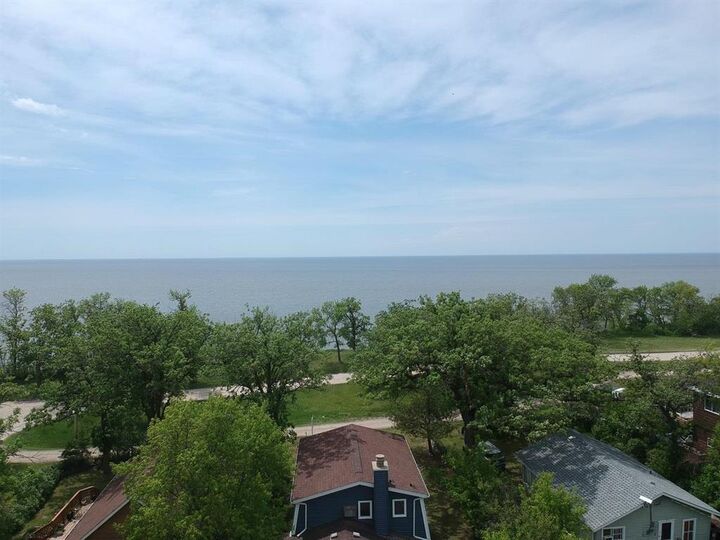 Property Photo:  143 Grand Marais Boulevard  MB R0E 0T0 
