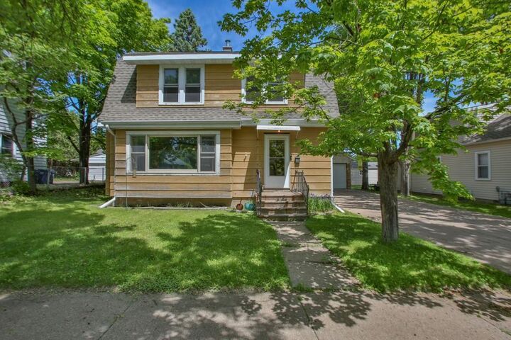 Property Photo:  140 Edwards Street  WI 54401 
