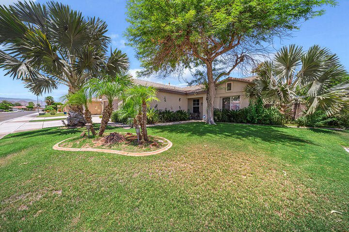 Property Photo: 83124 Blue Mountain Court CA 92201