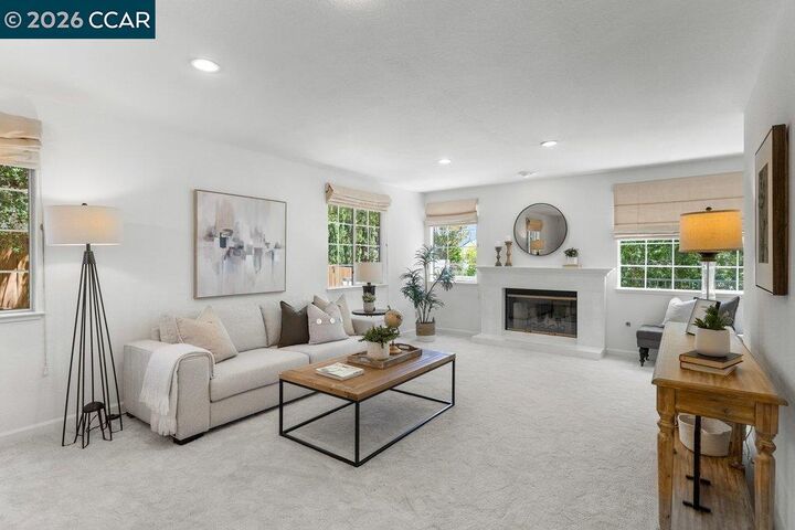Property Photo:  234 Hillcrest Ln  CA 94523 
