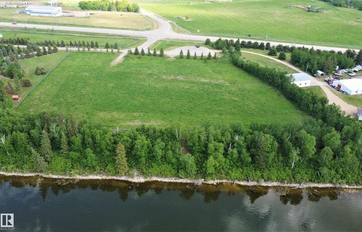 Property Photo: 61116 28 Highway 3 AB T9N 2J6