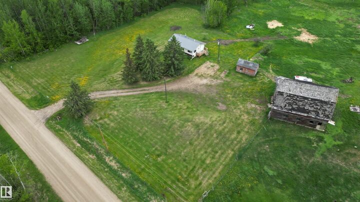 4216 Twp Rd 564 — photo 1