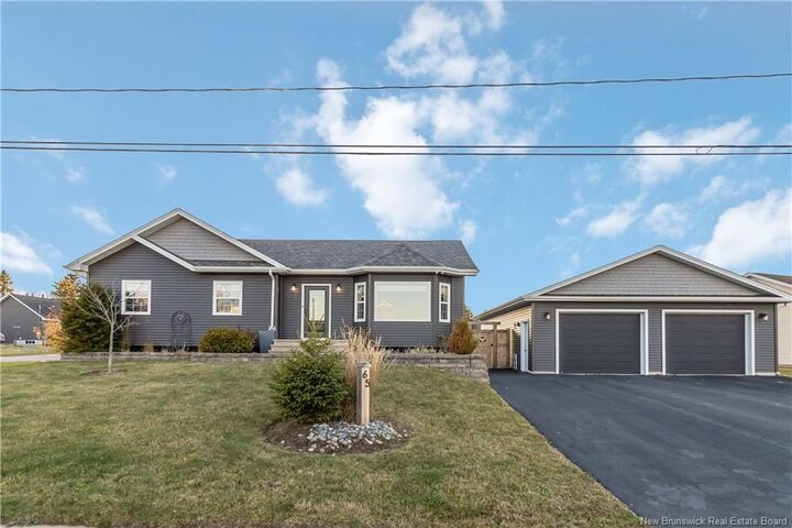 65 Raphael Street — photo 1