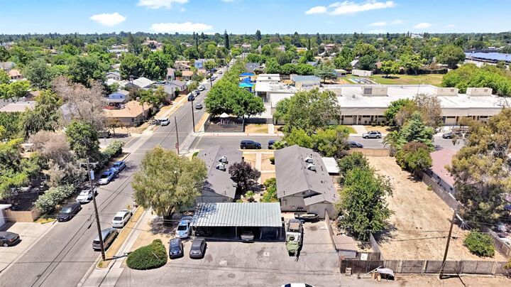 Property Photo: 1504 N San Pablo Avenue 101 CA 93728