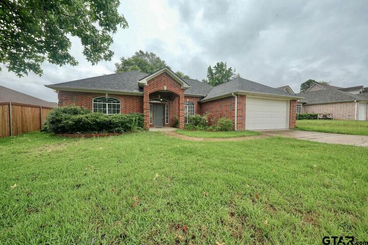 Property Photo:  2136 Haverhill Rd  TX 75707 