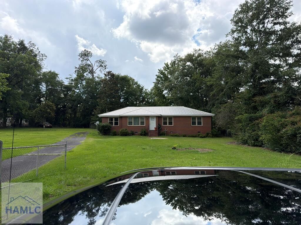 Property Photo:  118 Arden Drive  GA 30401 