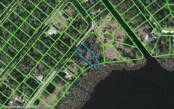 Property Photo: 6306 Lakeside Drive W FL 33875