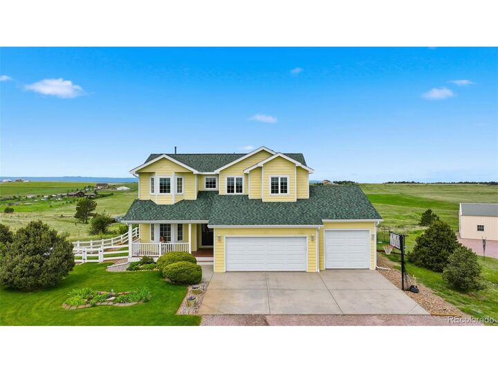 Property Photo:  31159 Longhorn Cir  CO 80107 