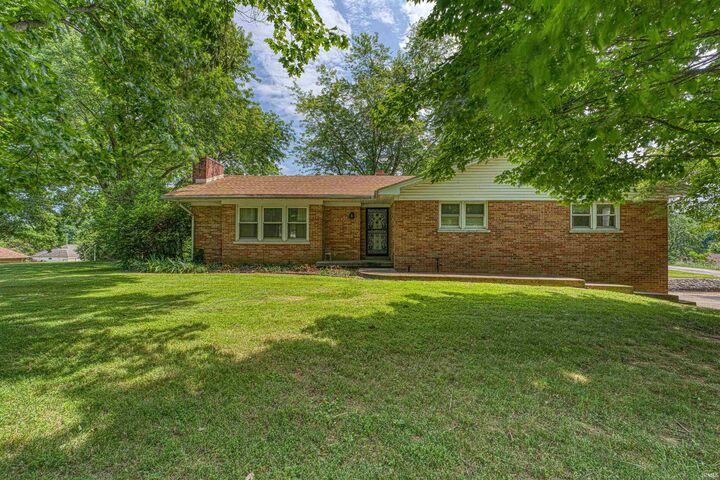 Property Photo: 20 W Highway 62 IN 47620