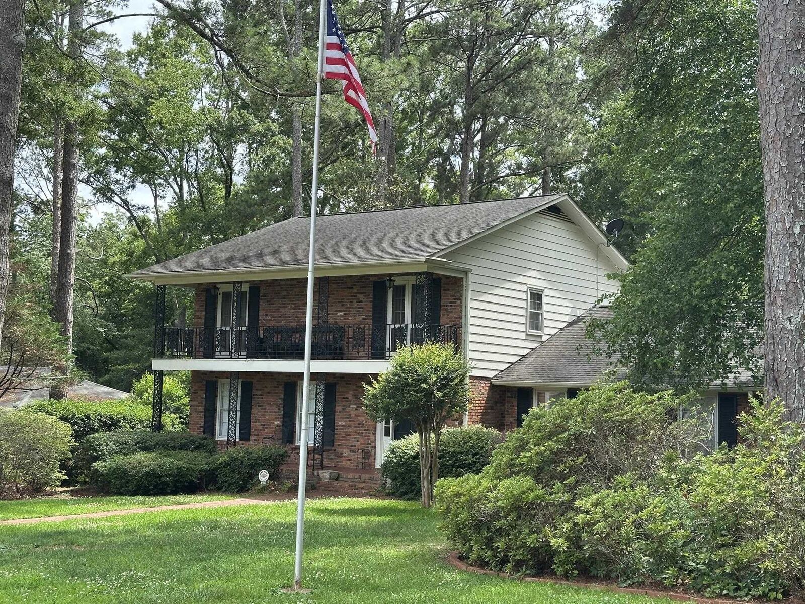 Property Photo: 810 Stewart Avenue GA 30669