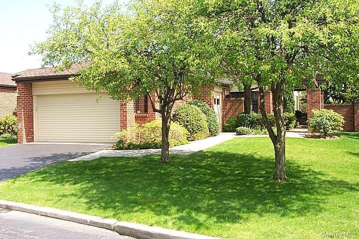 Property Photo: 265 Sparrow Drive 265 NY 11030