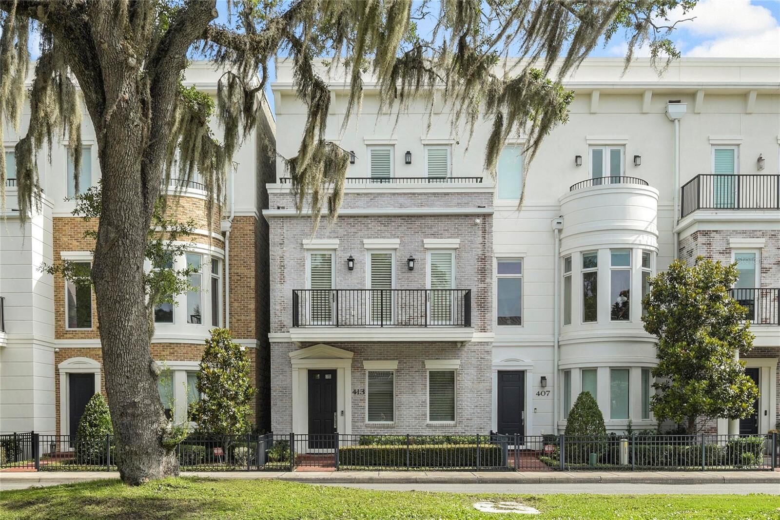 Property Photo:  413 W Morse Boulevard  FL 32789 