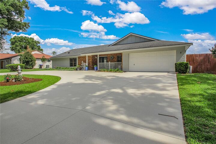 Property Photo:  7243 Woodville Crescent  FL 32819 