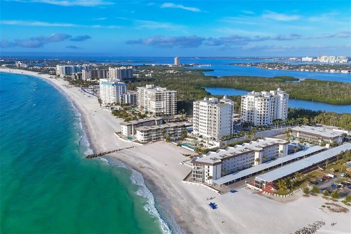 Property Photo: 2110 Benjamin Franklin Drive 104 FL 34236