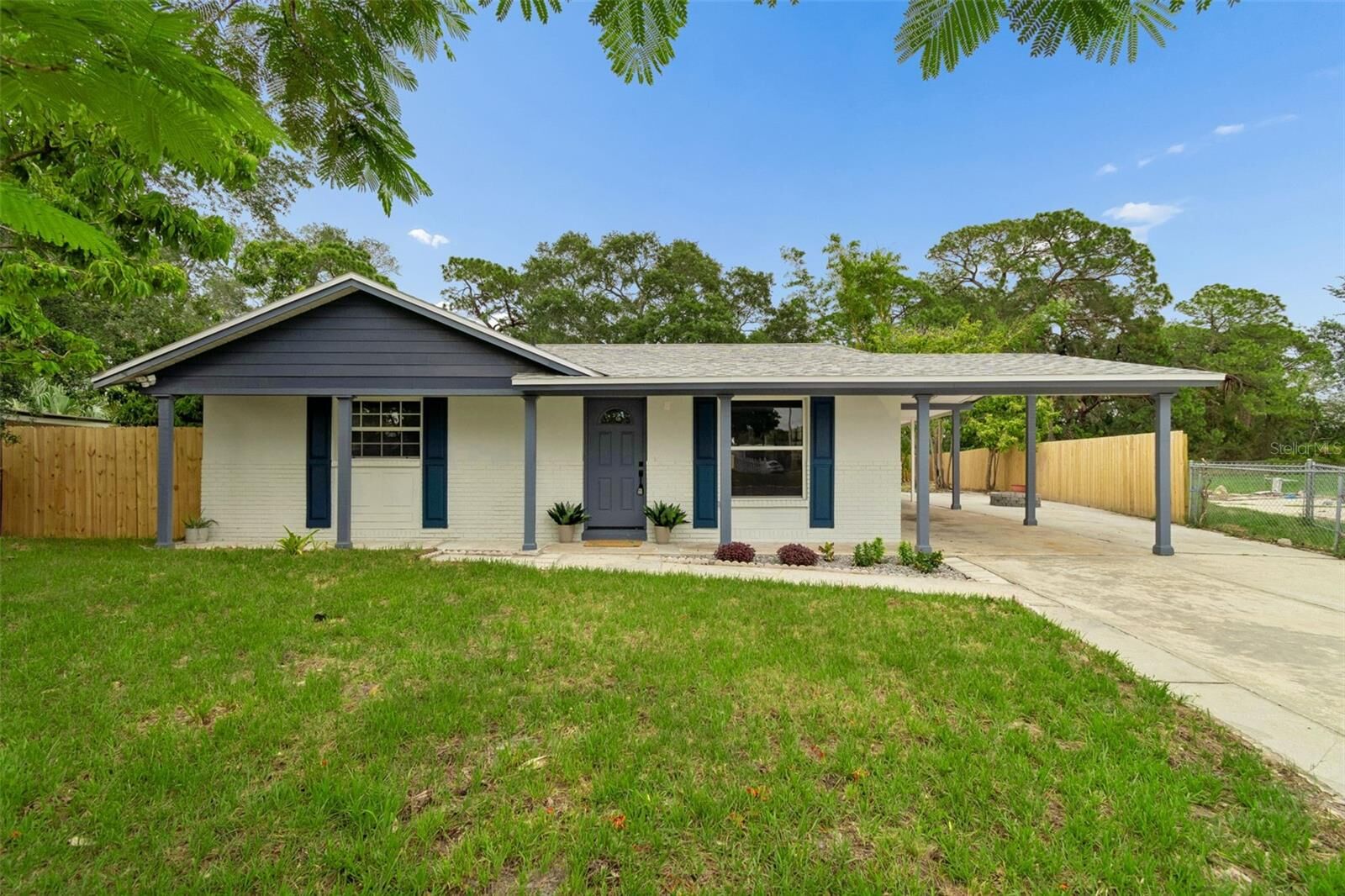 Property Photo:  6532 S West Shore Circle  FL 33616 